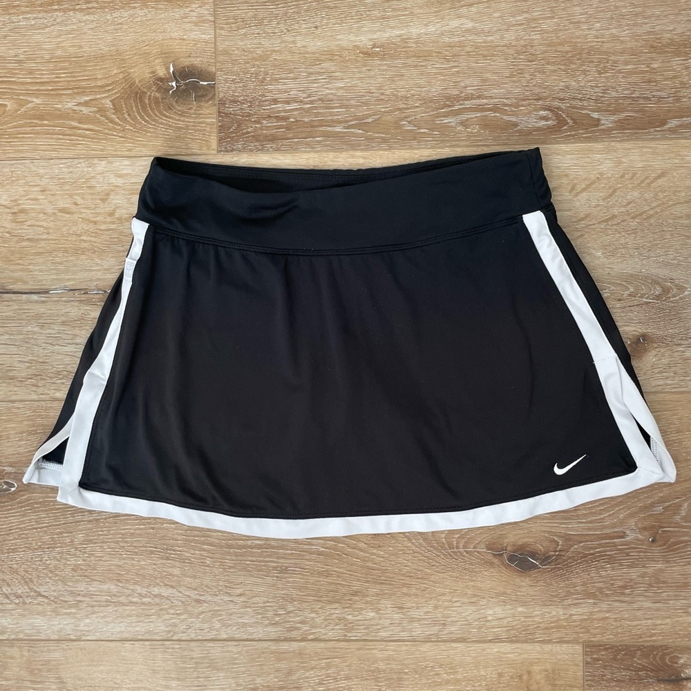 Nike Black Active Skort, size Medium